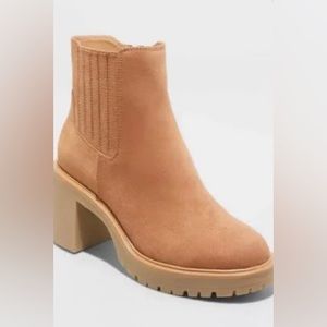 Universal Thread Katrina Platform Boots